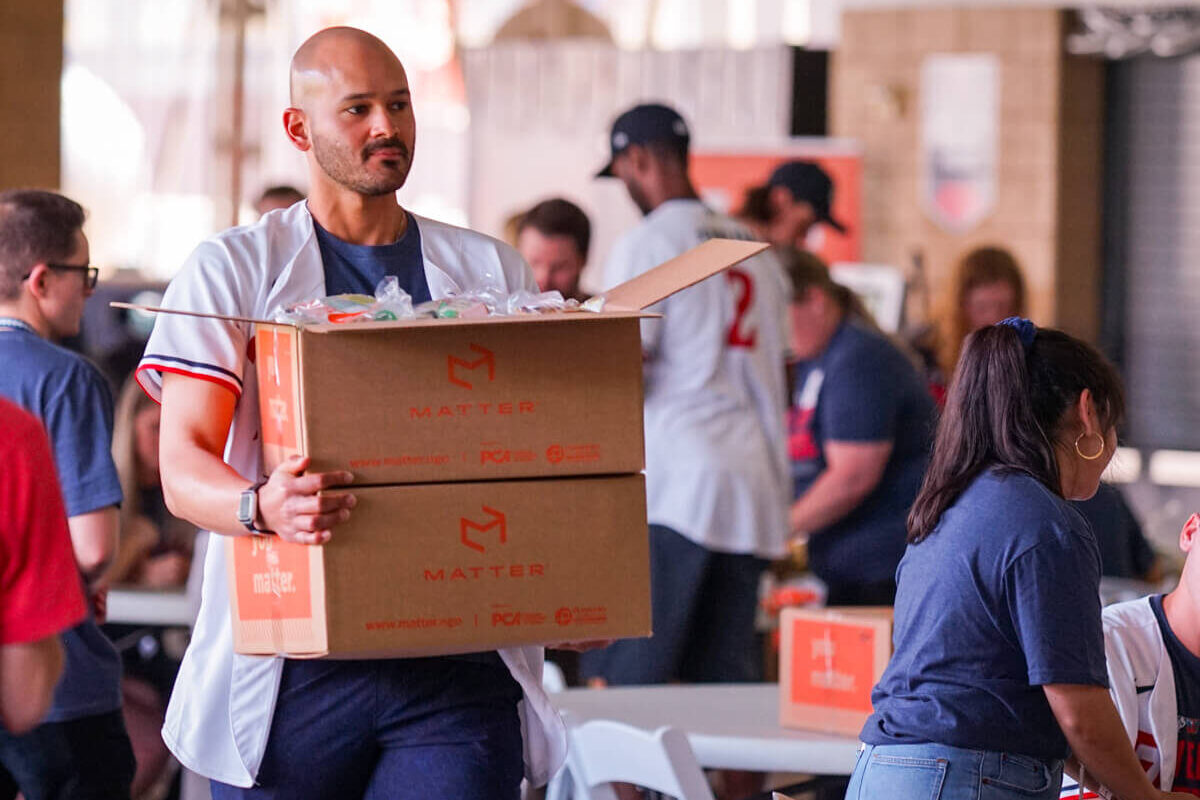 How to Run a Corporate “Snack Pack” Event to Fight Local Hunger | MATTER